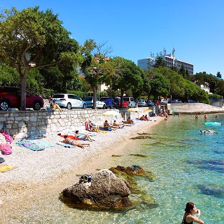 Ferienwohnung Branko Fabijanic Front Row By The Sea Selce Exterior foto