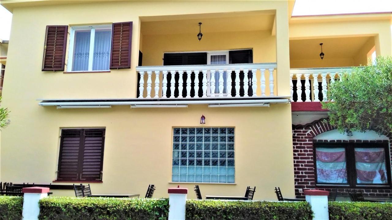 Ferienwohnung Branko Fabijanic Front Row By The Sea Selce Exterior foto