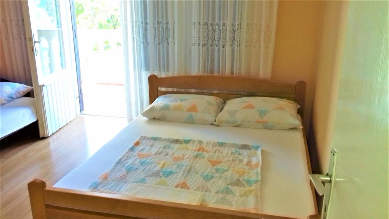 Ferienwohnung Branko Fabijanic Front Row By The Sea Selce Exterior foto