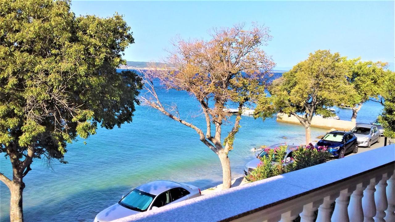 Ferienwohnung Branko Fabijanic Front Row By The Sea Selce Exterior foto